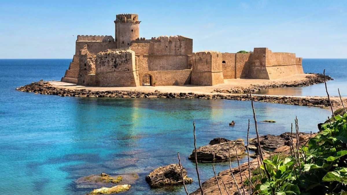 La fortezza dove non arriva nessuno in «Il deserto dei Tartari»