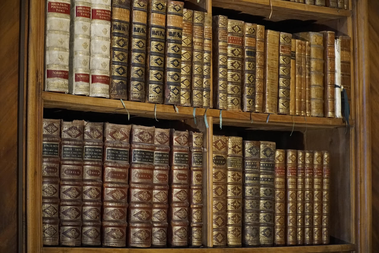 Perché frasi brevi e frasi lunghe cambiano il ritmo di un romanzo