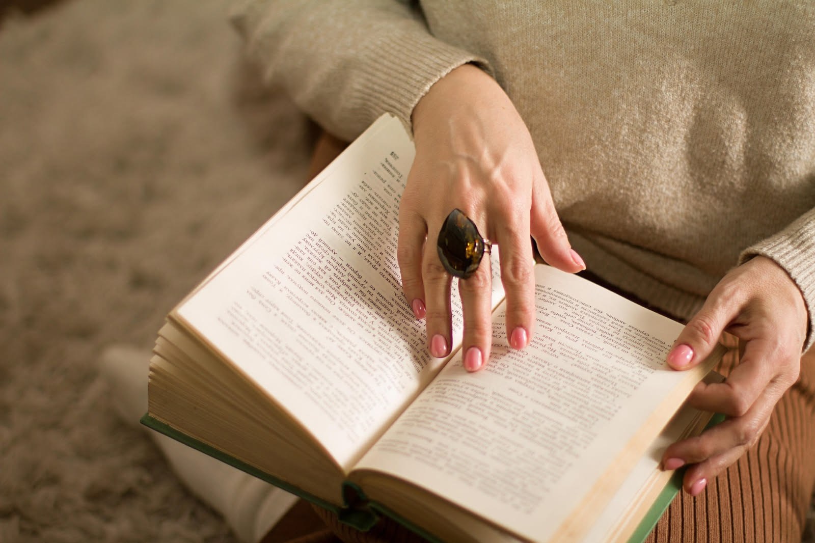 Jane Austen: vita, romanzi, personaggi e perché continuiamo a leggerla